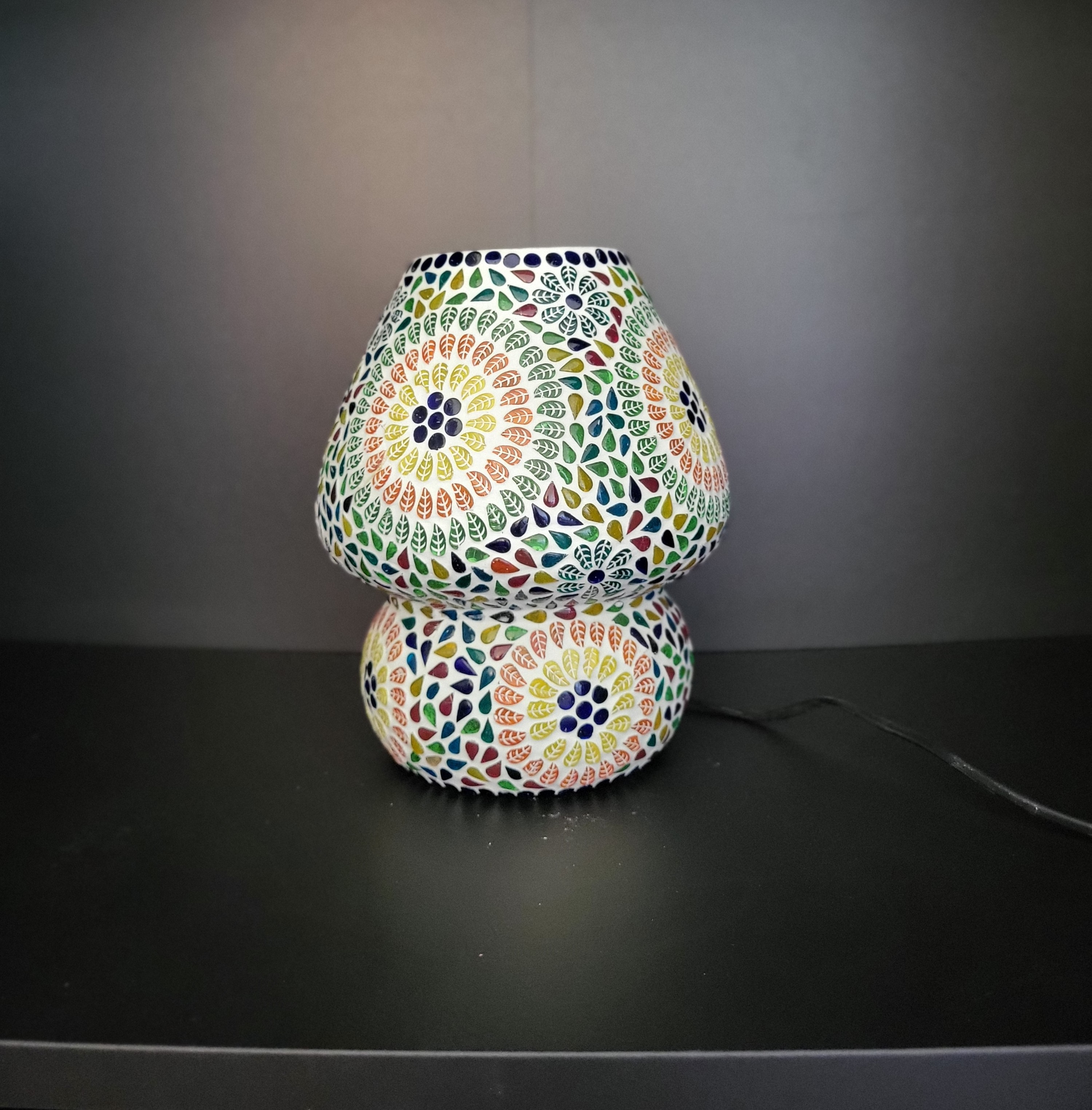 Mushroom_mosaic_lamp